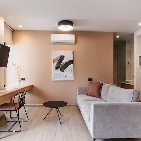 The City Hotel & Suites (Adults Only) Resmo Dış mekan fotoğraf