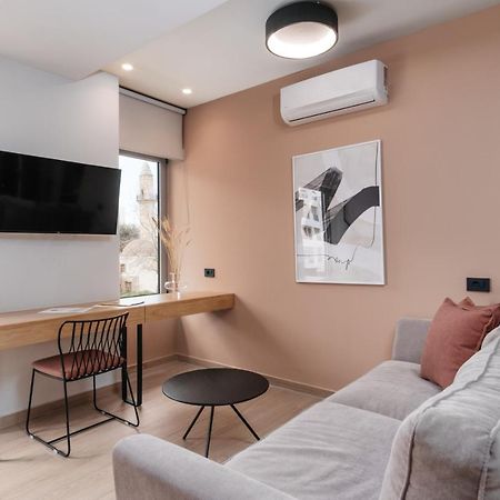 The City Hotel & Suites (Adults Only) Resmo Dış mekan fotoğraf