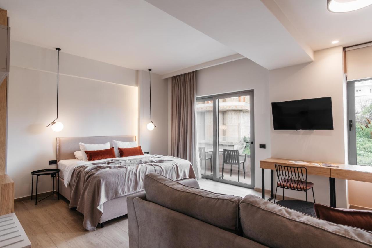 The City Hotel & Suites (Adults Only) Resmo Dış mekan fotoğraf