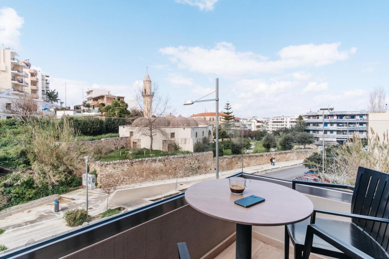 The City Hotel & Suites (Adults Only) Resmo Dış mekan fotoğraf