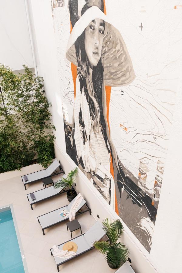 The City Hotel & Suites (Adults Only) Resmo Dış mekan fotoğraf